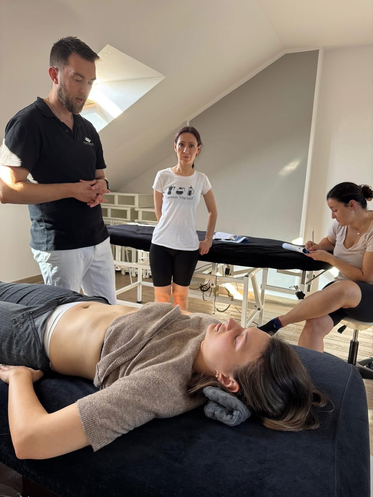 Kompleksowa terapia w problemach kręgosłupa odcinka lędźwiowo-krzyżowego (zawiera taping, masaż tkanek głębokich) - obrazek 3