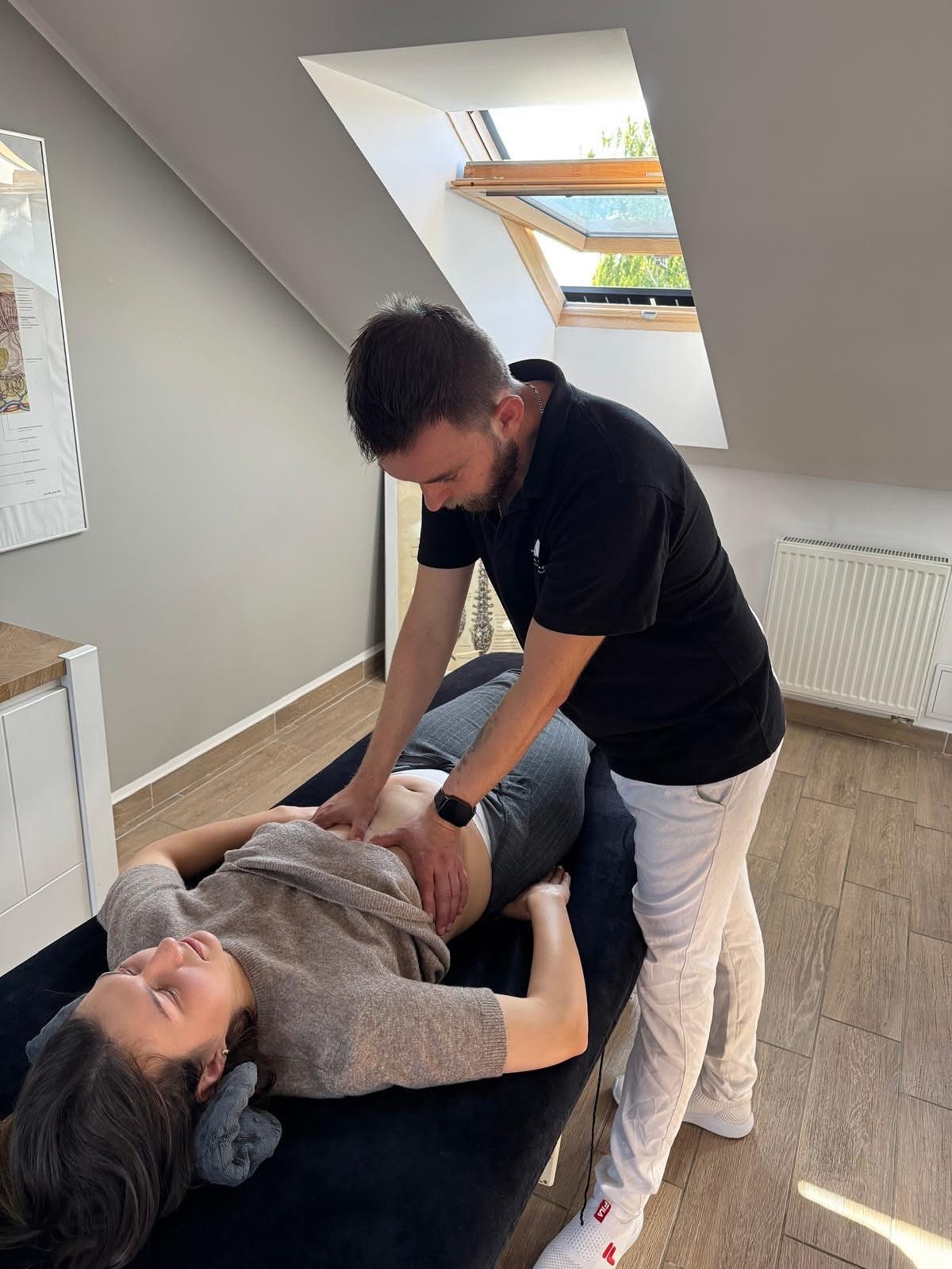 Kompleksowa terapia w problemach kręgosłupa odcinka lędźwiowo-krzyżowego (zawiera taping, masaż tkanek głębokich) - obrazek 4