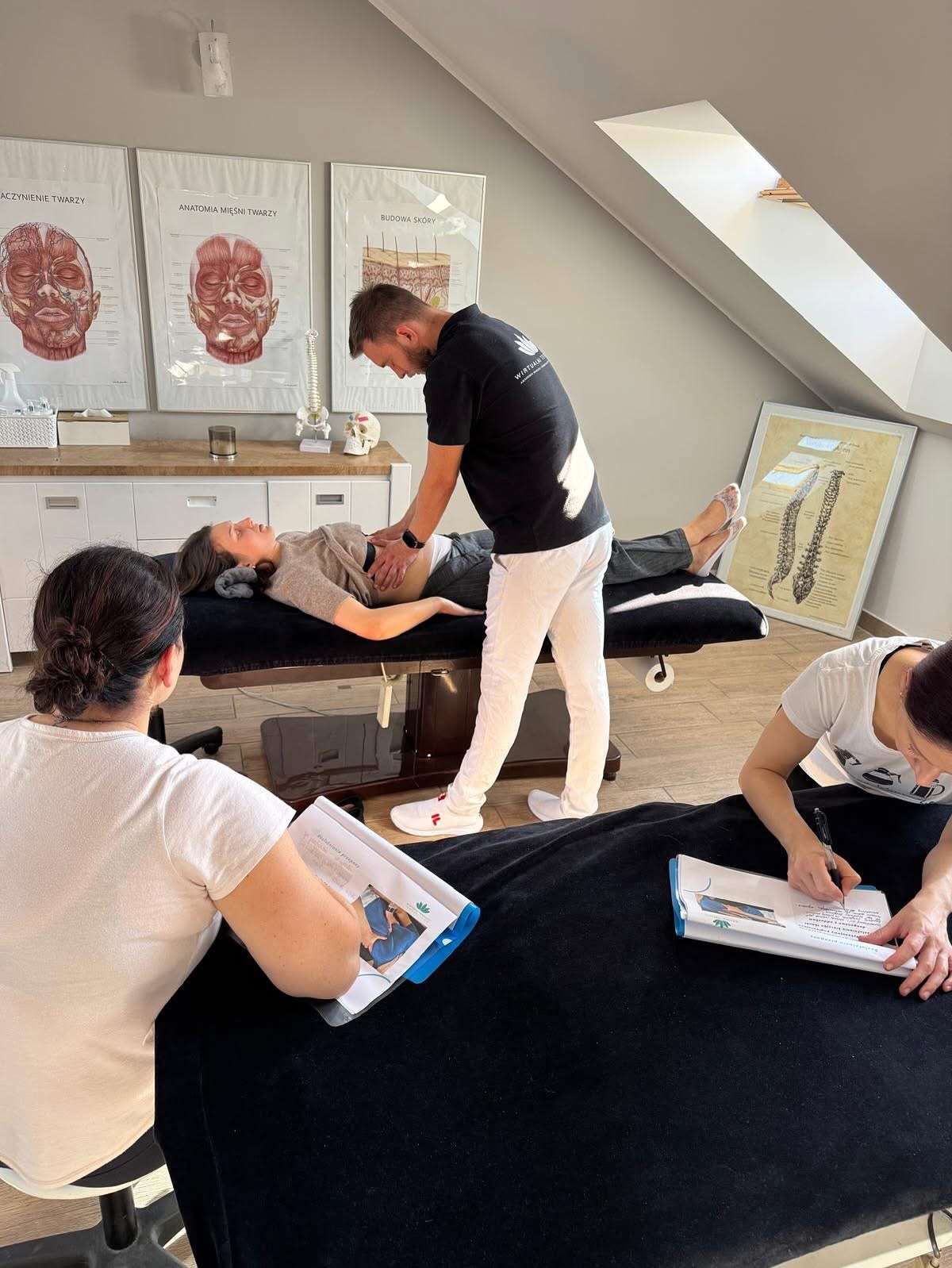 Kompleksowa terapia w problemach kręgosłupa odcinka lędźwiowo-krzyżowego (zawiera taping, masaż tkanek głębokich) - obrazek 9