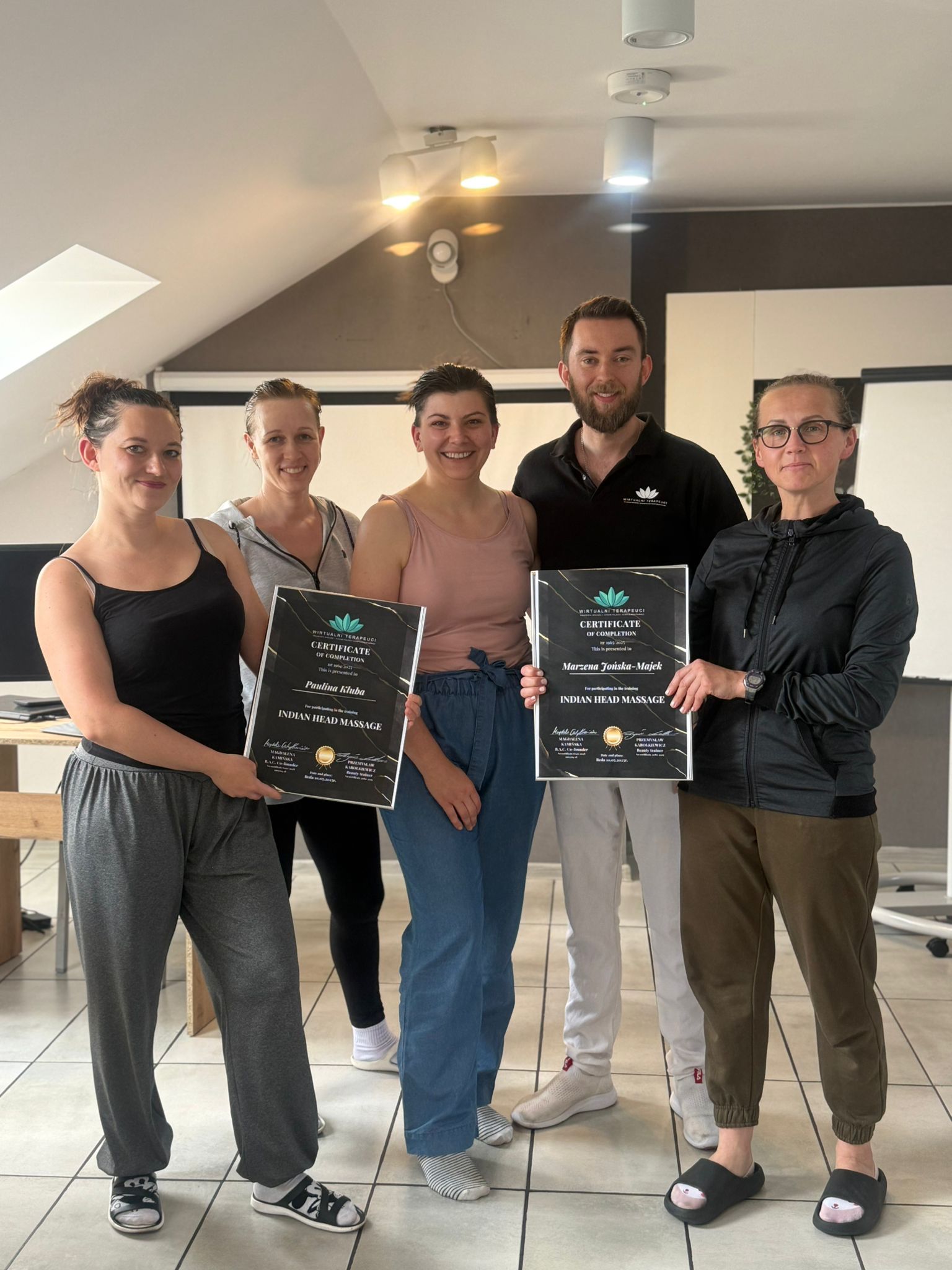 Indyjski masaż głowy - obrazek 2