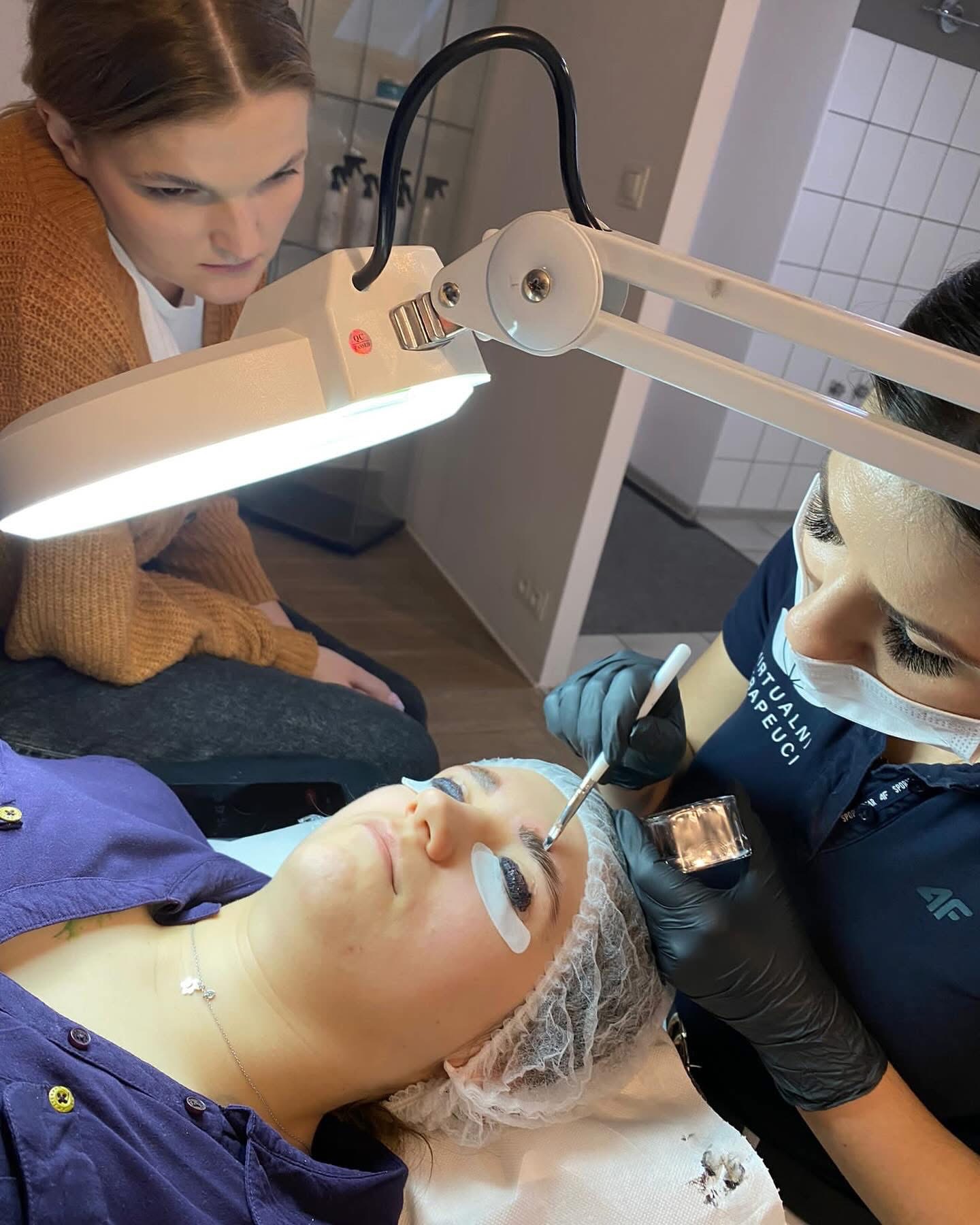 Laminacja (lifting) rzęs - obrazek 4